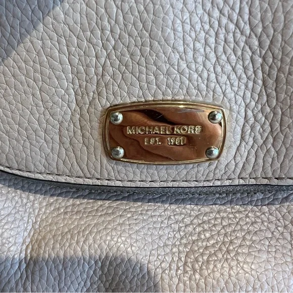 Michael Kors Bedford Crossbody Bag - Picture 5 of 15